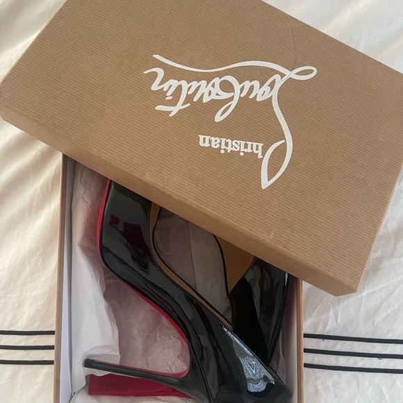 Christian Louboutin Corneille 100 Patent Black Pump - Picture 3 of 6